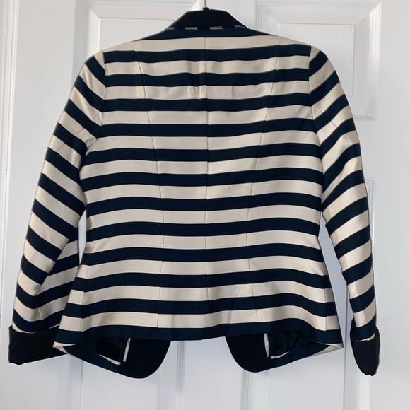 SOLD Striped blazer SOLD - Picture 2 of 3